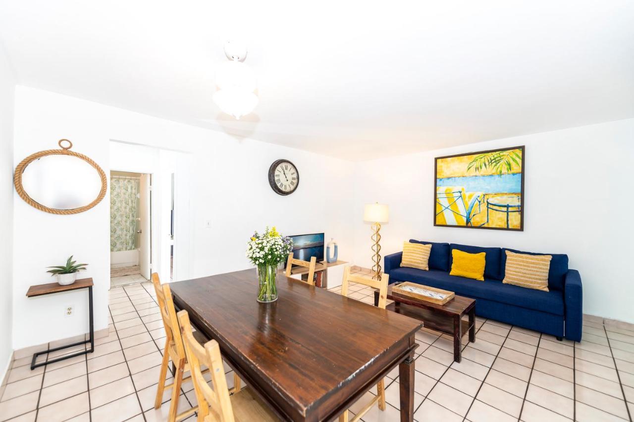 Sofi Beach Apartments ไมอามีบีช ภายนอก รูปภาพ